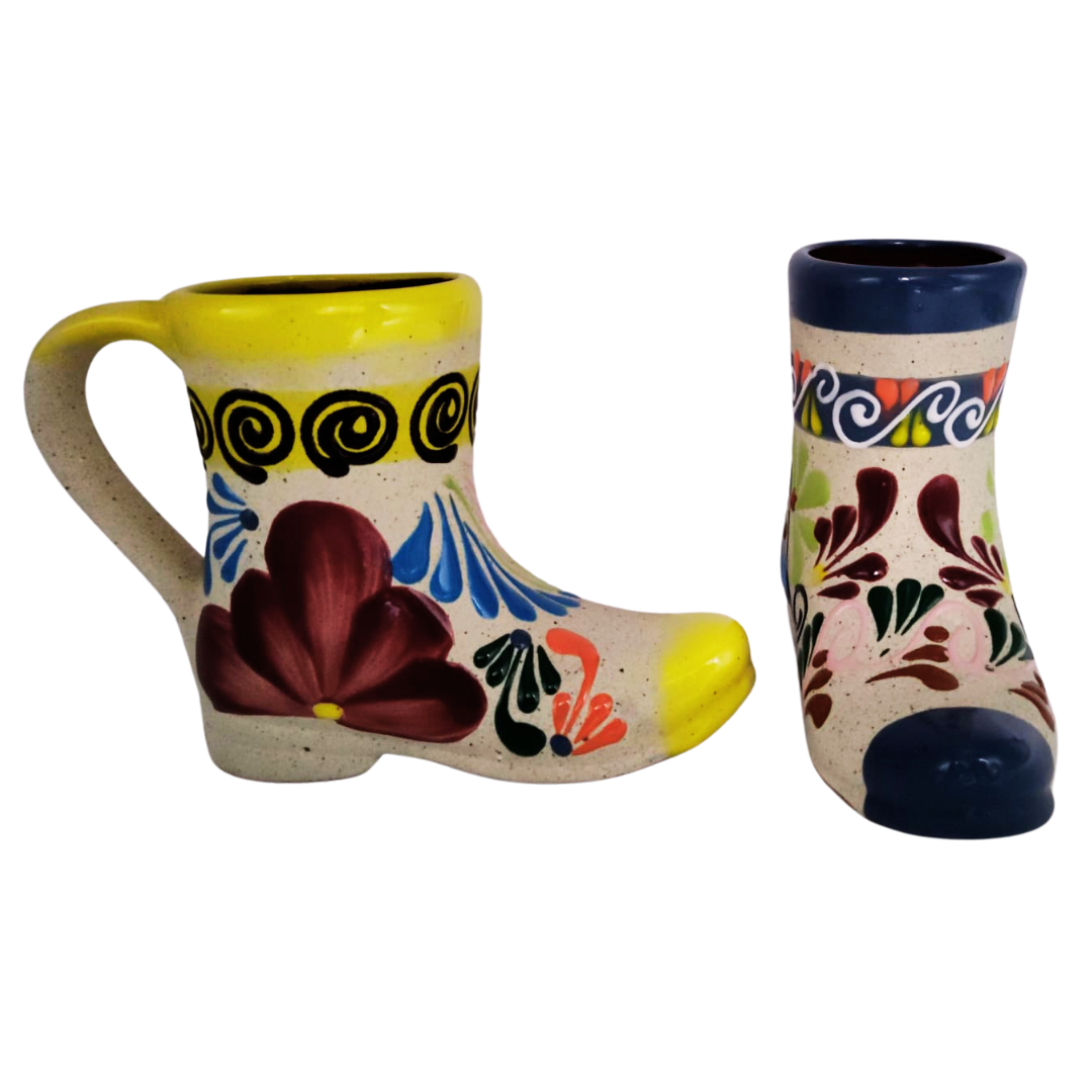TAZA TIPO BOTA MEXICANA DE BARRO
