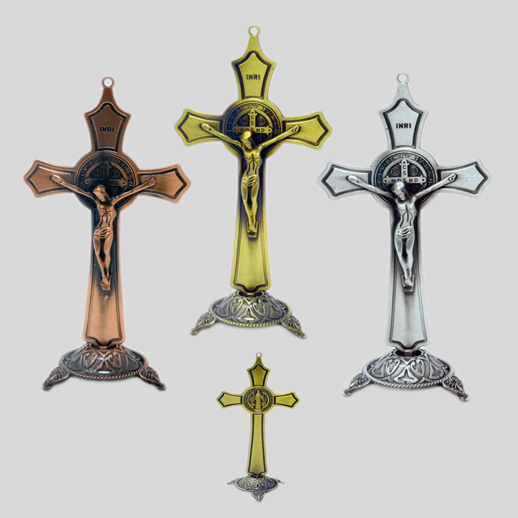 CRUCIFIX, SAN BENEDICT