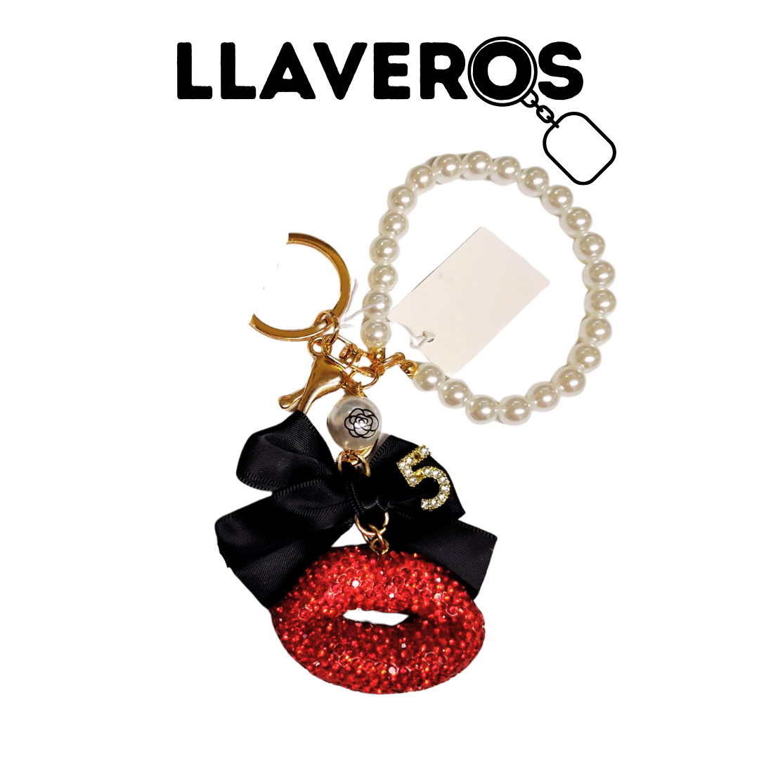 LLAVERO CON LABIOS DE DIAMANTES DE IMITACIÓN